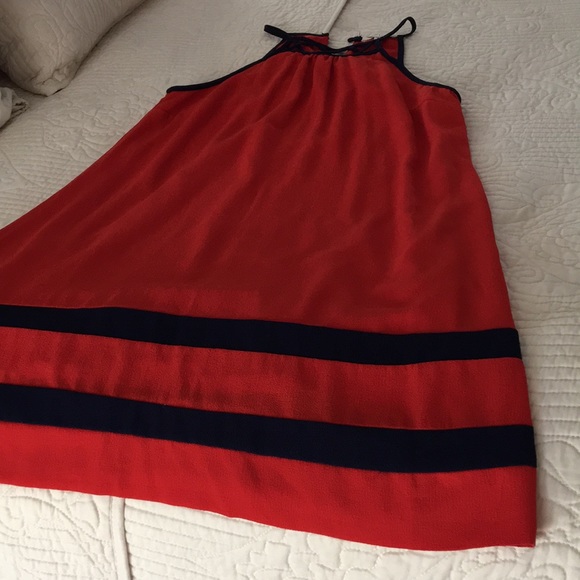 Summer dress - Picture 1 of 3